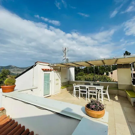 Carrubo Terrace Apartmán *