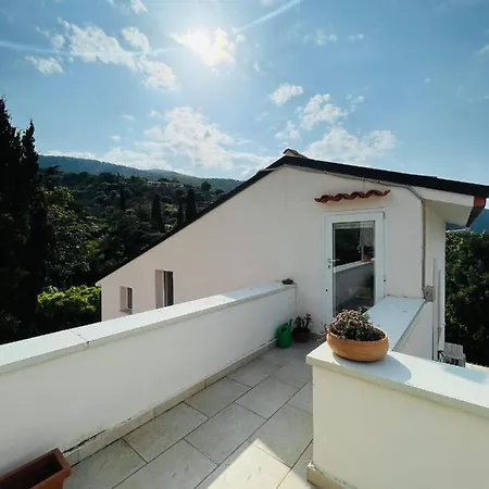 Carrubo Terrace Apartmán *